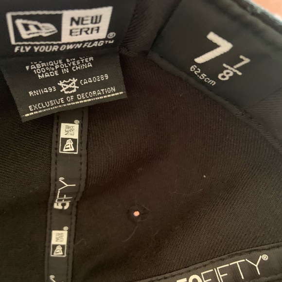 Hat - Picture 3 of 4